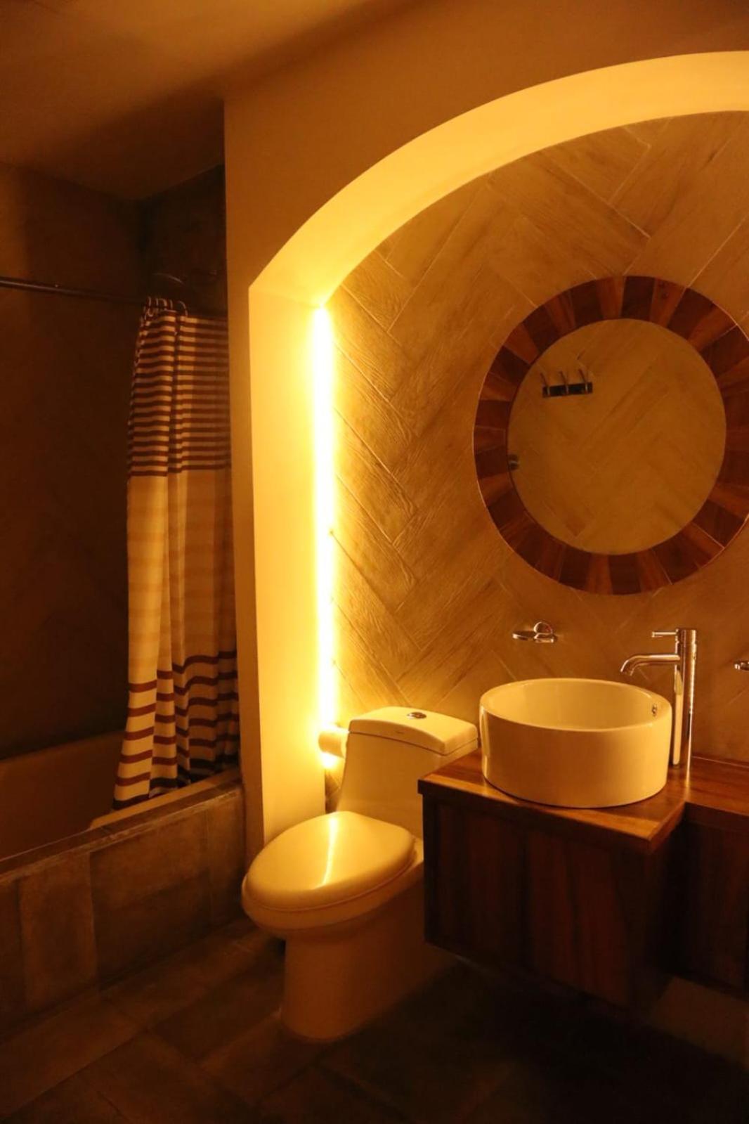 Hotel Boutique Sol Y Luna Spa Ajijic Εξωτερικό φωτογραφία