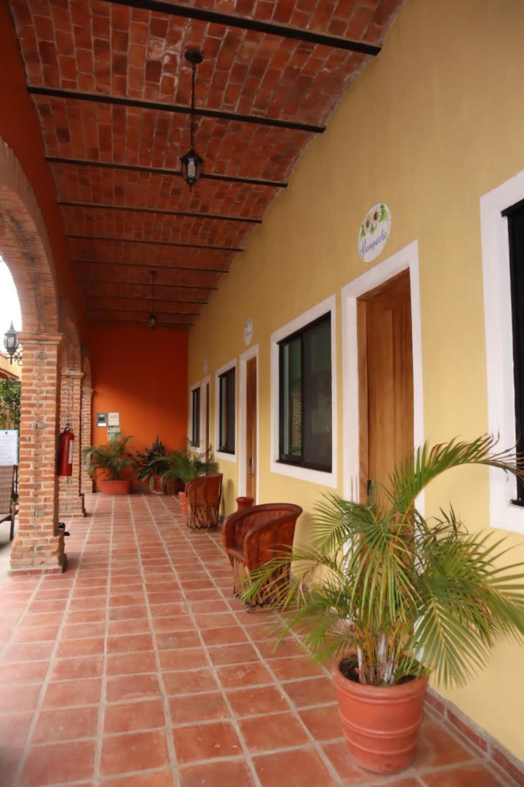 Hotel Boutique Sol Y Luna Spa Ajijic Εξωτερικό φωτογραφία